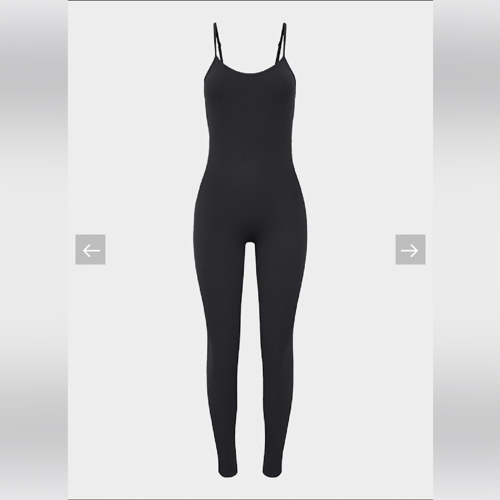 Aritzia Butter Essential Jumpsuit - Like New - Large Black